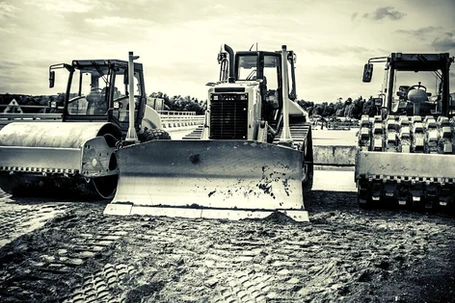 THE DEMAND FOR USED CONSTRUCTION EQUIPMENT & HEAVY MACHINERY IN THE AFRICAN MARKET
